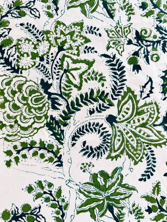 Green Morning Glory Table Runner (14" x 70")