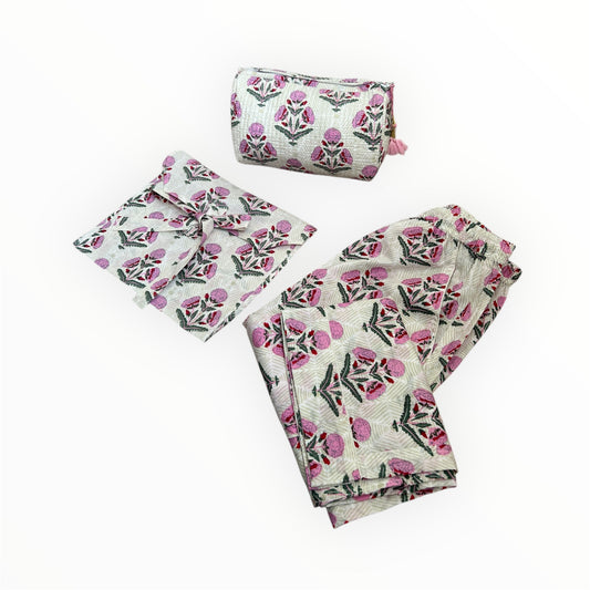 Kitty Pink Buta Gift Set (Pajama Pants + Make Up Bag)