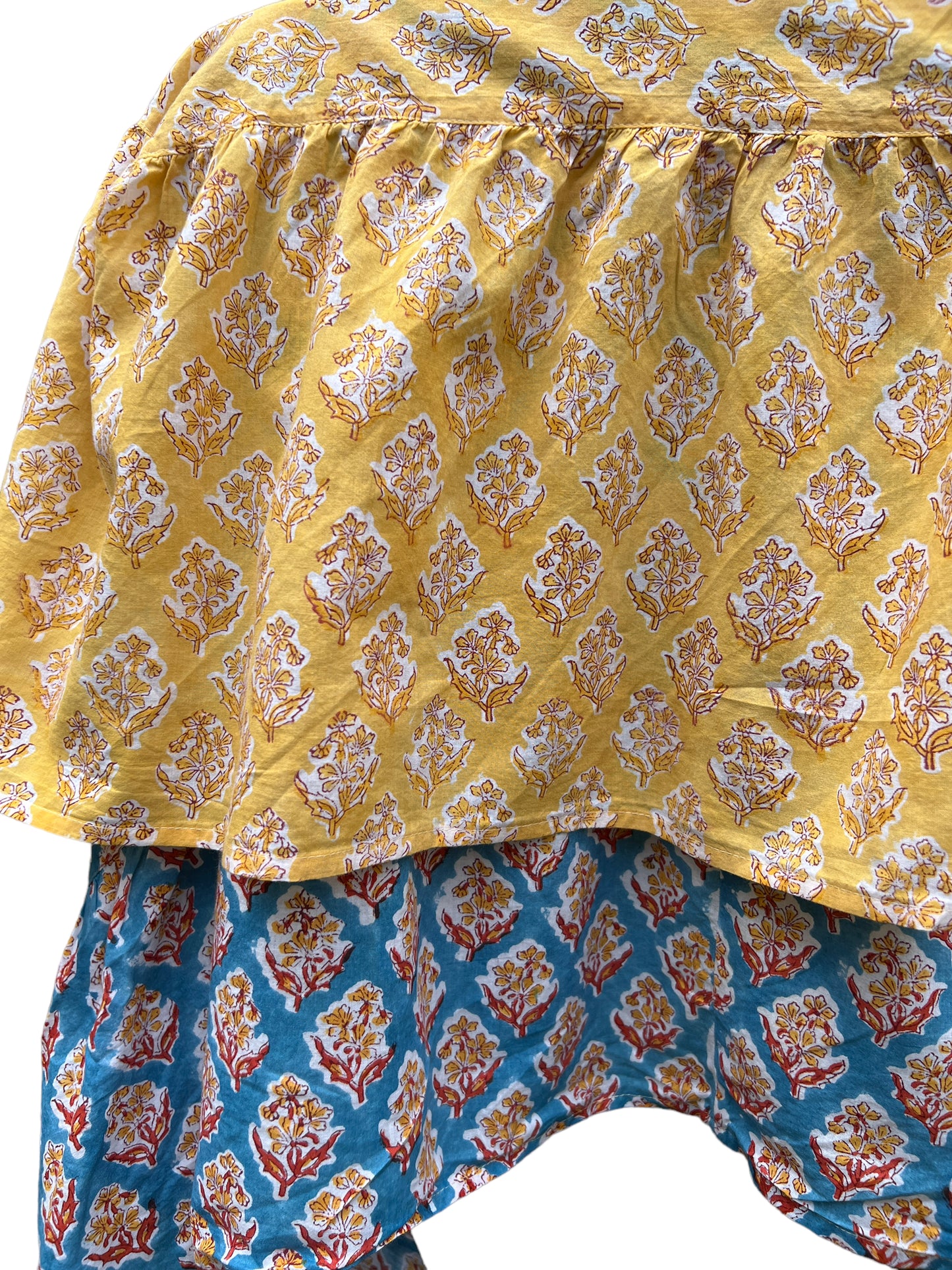 Blue Buti Ruffle Table Linens