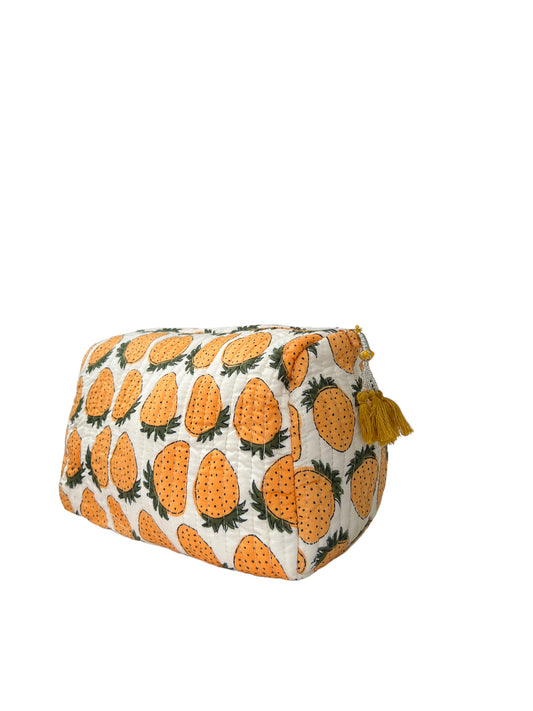 (M039) Make Up Bag Yellow Strawberry