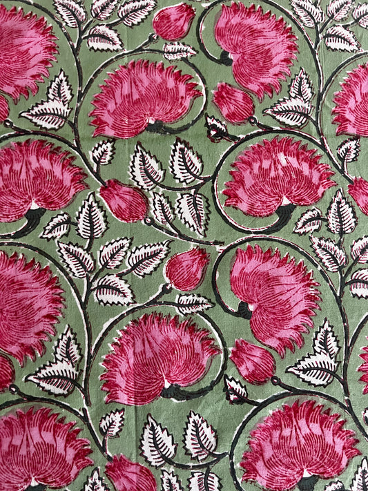 Lilly Green Table Linens