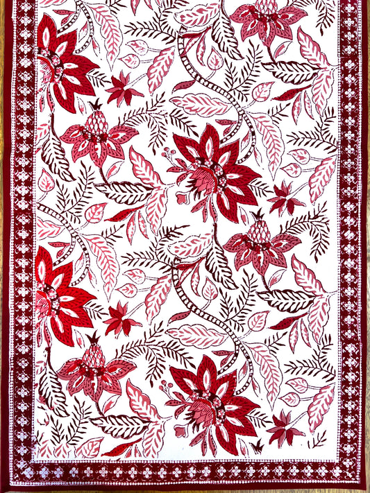 Winter White Table Runner (20" x 60")