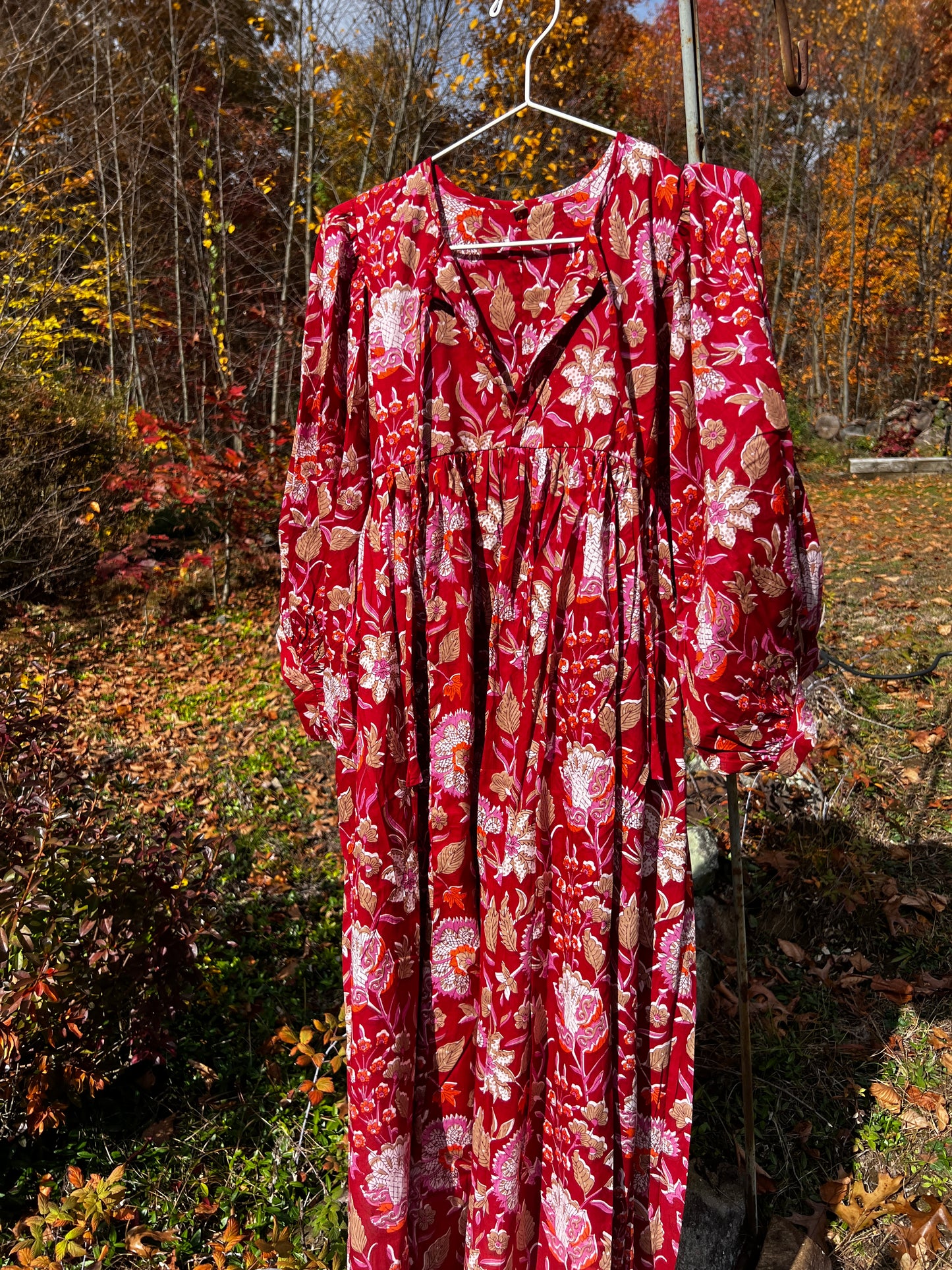 Selena Midi Dress - Red Floral Motif