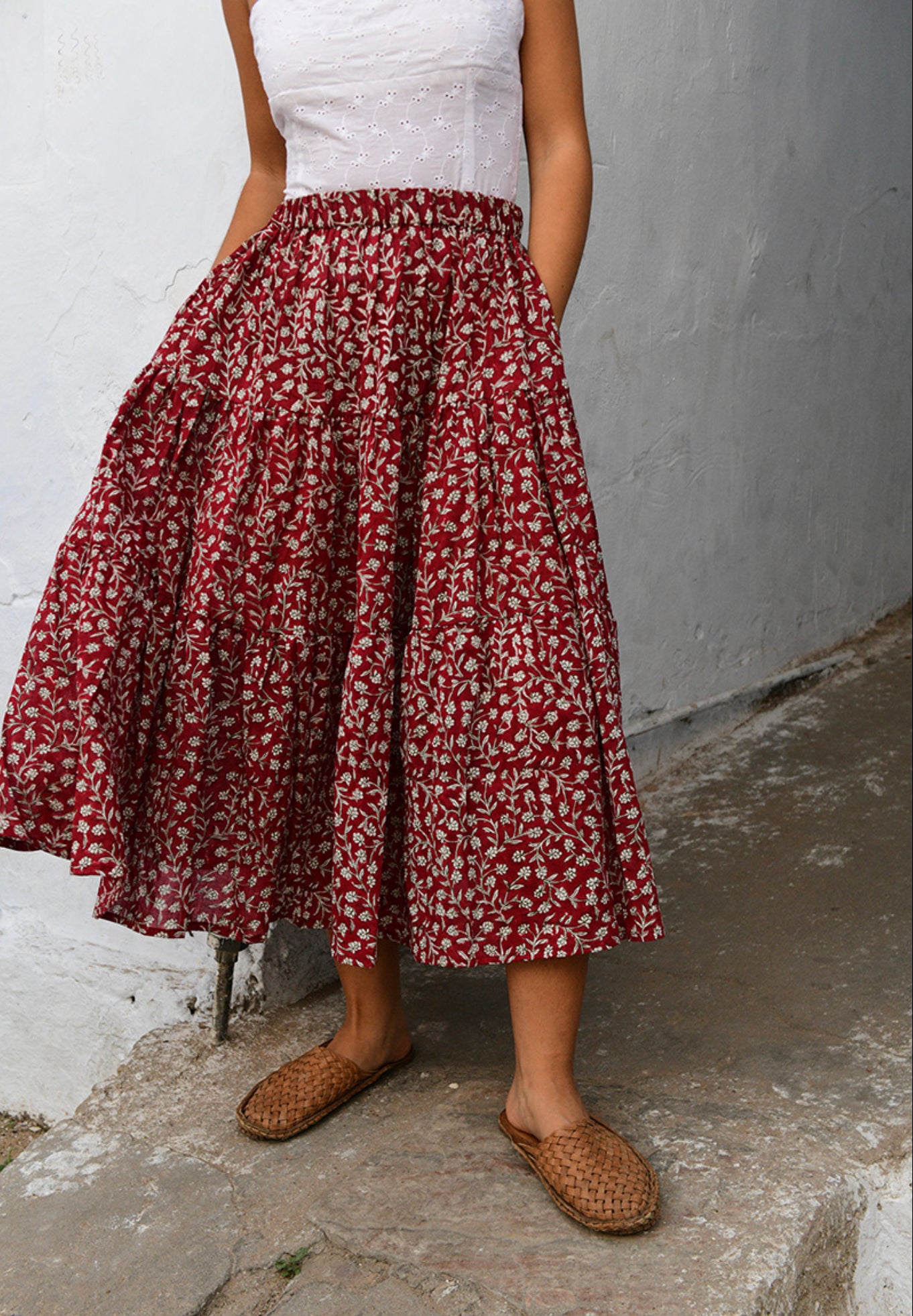 Byrdie Tiered Skirt - Red Floral