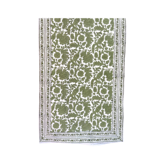 Mosswood Vine Green Table Runner (20" x 60")