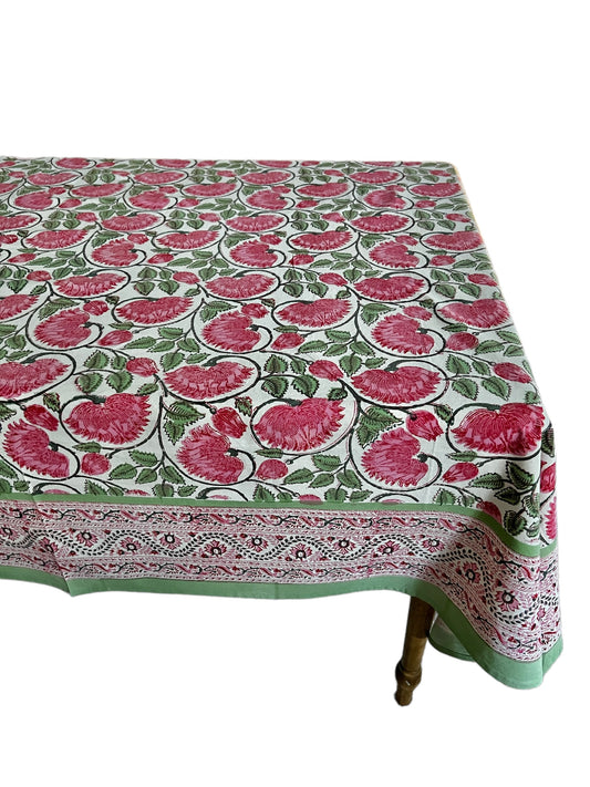 Lilly Pink Table Linens (AL1040)