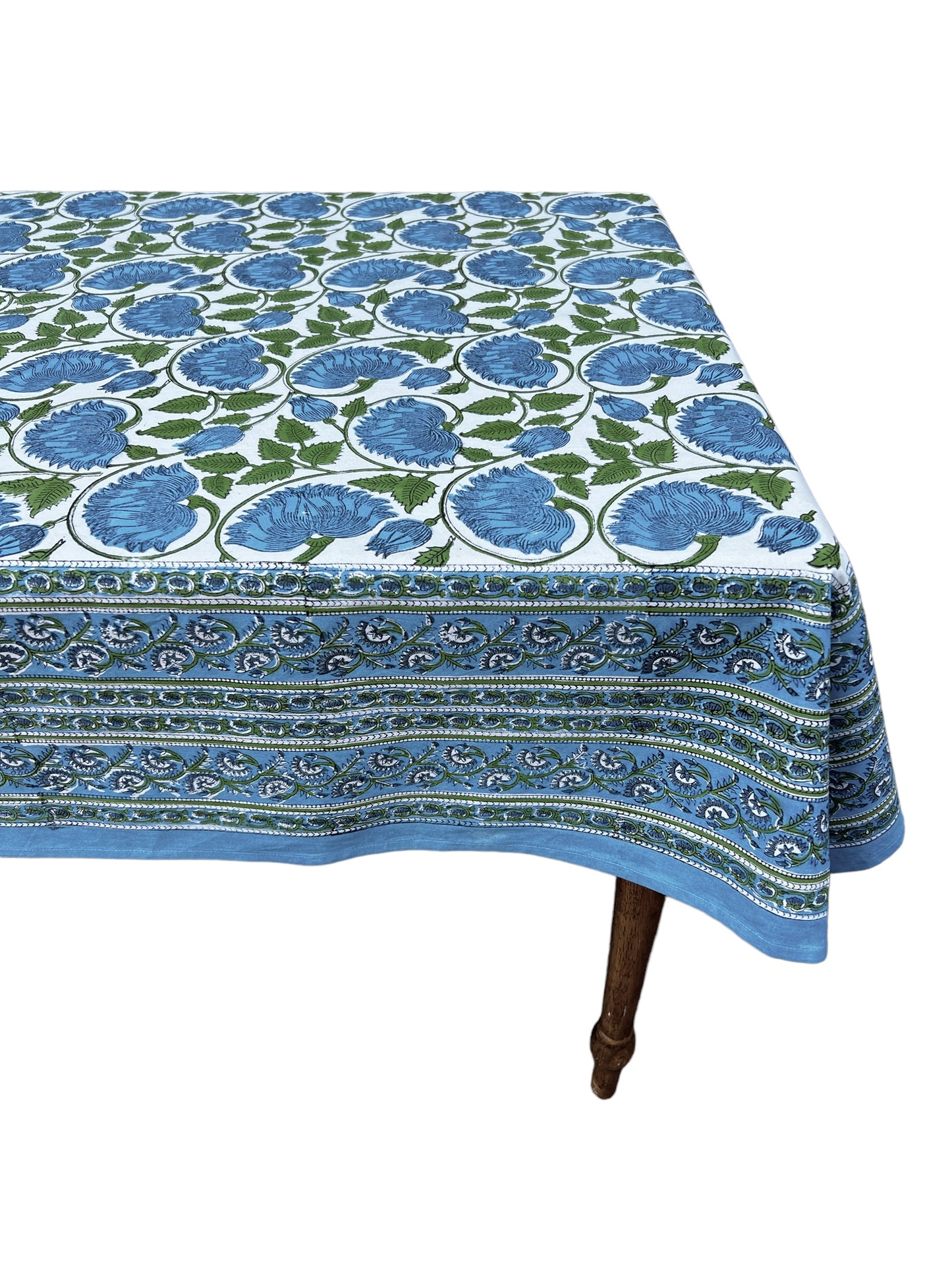 Lilly White + Blue Table Linens (AL1038)